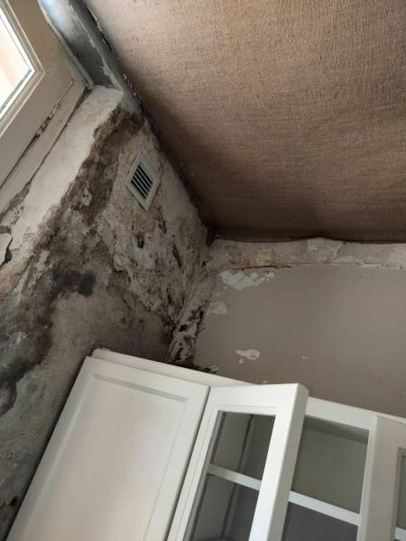 Zone sinistrée.2 dans une cuisine